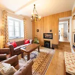 Σπίτι διακοπών Charming In For 7 *