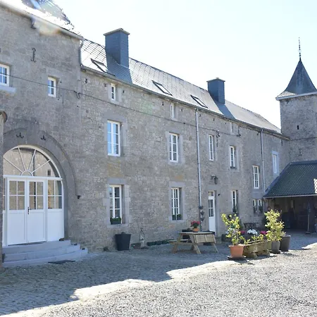 Charming In For 7 * Ouffet