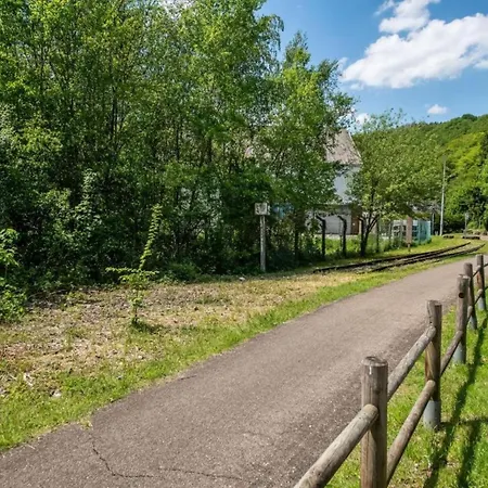 Charming In For 7 Ouffet