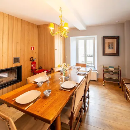 Charming In For 7 בית נופש