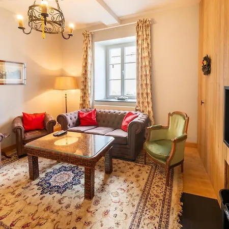 Charming In For 7 Hébergement de vacances *