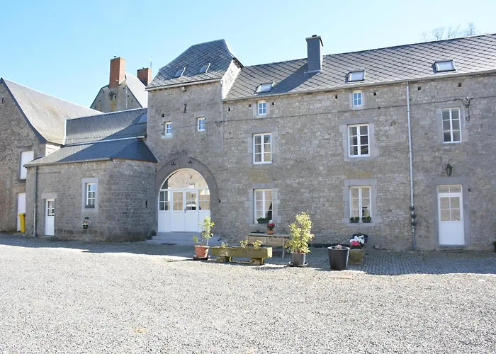 Charming In For 7 בית נופש *