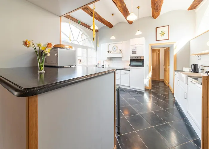 Charming In For 7 אופט